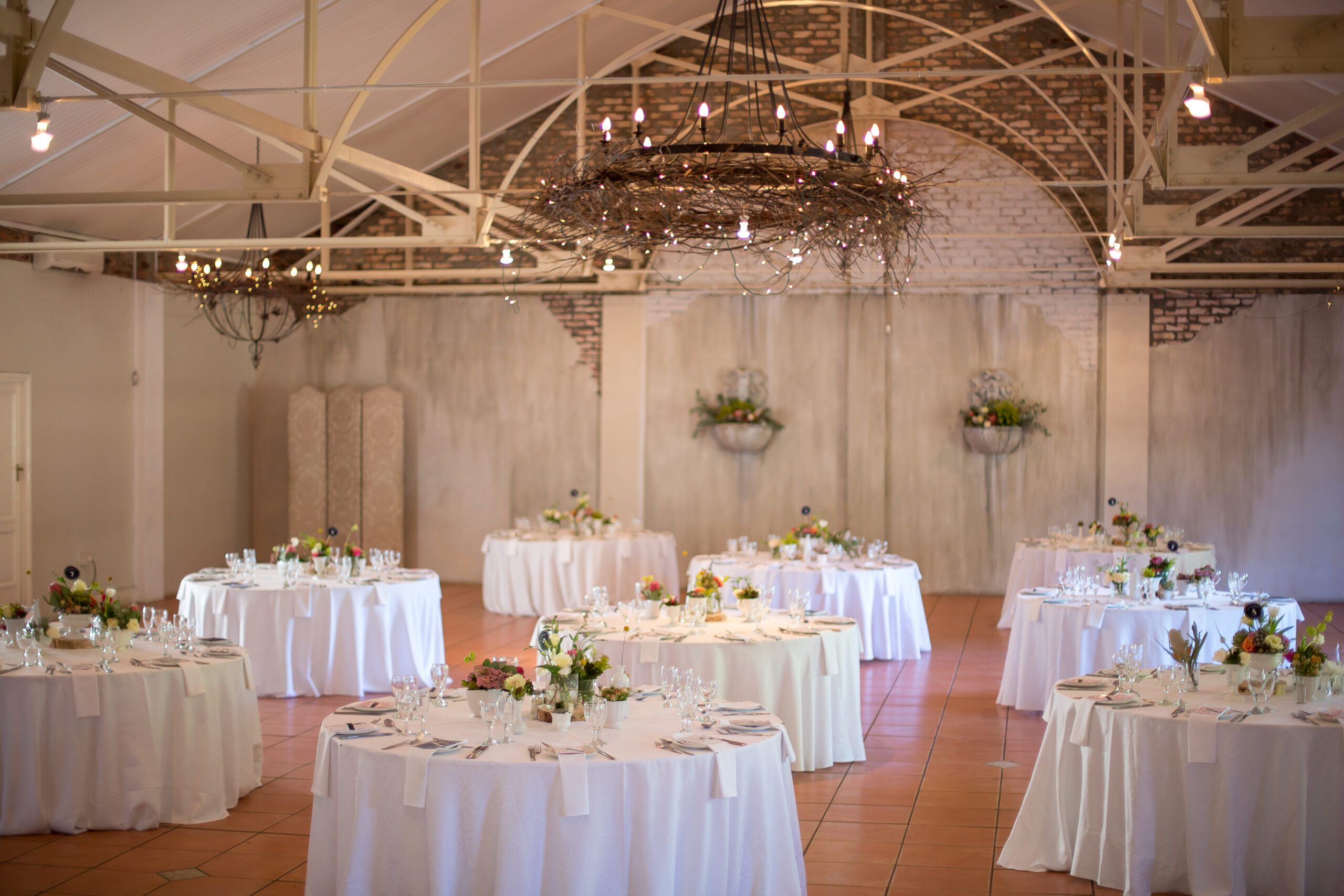 Settings Event Rents Wedding Rentals 101 | Rent or Buy? - Reventals Event Rentals