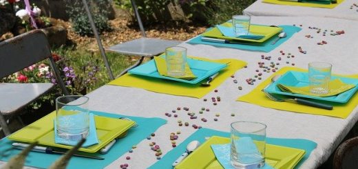 Company Picnic Table Setting