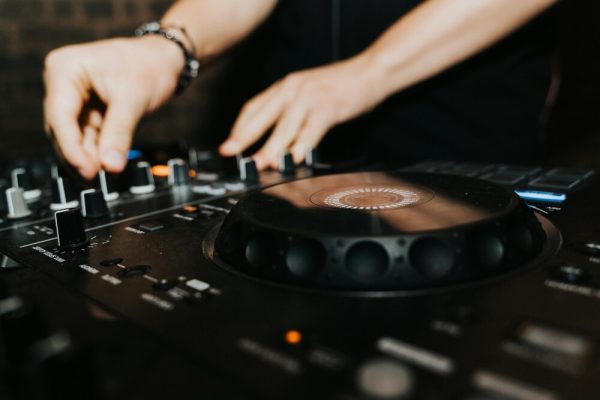 DJ DJing